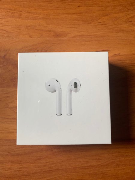 Apple AirPods (2nd Gen)